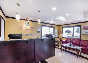 Quality Inn hotel thumbnail 3