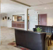 Suburban Studios Triadelphia - Wheeling at The Highlands hotel detail image 3