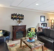 Suburban Studios Triadelphia - Wheeling at The Highlands hotel detail image 7