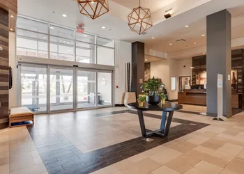 Four Points by Sheraton Kelowna Airport hotel thumbnail 2