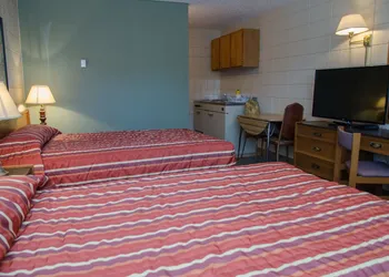 Plains Motel hotel thumbnail 5