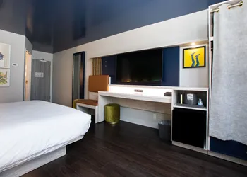 Hotel Denim hotel thumbnail 7