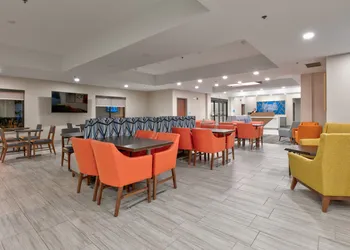 Holiday Inn Express Hotel & Suites Minneapolis SW - Shakopee by IHG hotel thumbnail 2