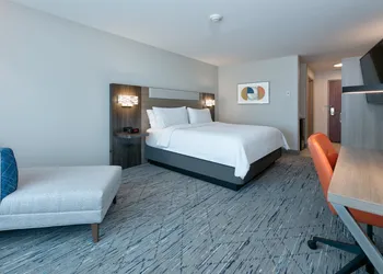 Holiday Inn Express Hotel & Suites Minneapolis SW - Shakopee by IHG hotel thumbnail 7