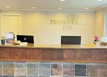 PepperTree Inn hotel thumbnail 2