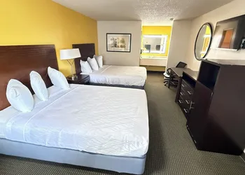 PepperTree Inn hotel thumbnail 6