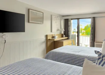 Harborline Hotel hotel thumbnail 7
