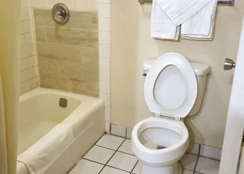 River Valley Inn & Suites (Extended Stay) hotel thumbnail 7