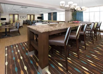 Hampton Inn Pittsburgh-Bridgeville hotel thumbnail 3