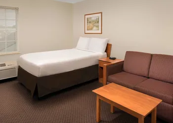 WoodSpring Suites Raleigh Apex hotel thumbnail 7