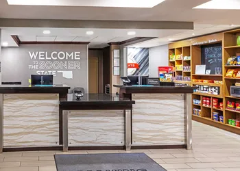 Hampton Inn & Suites Tulsa-Woodland Hills 71st-Memorial hotel thumbnail 2