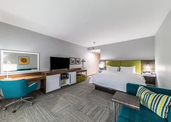 Hampton Inn & Suites Tulsa-Woodland Hills 71st-Memorial hotel thumbnail 6