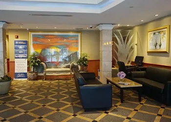 Best Western Queens Court Hotel hotel thumbnail 2