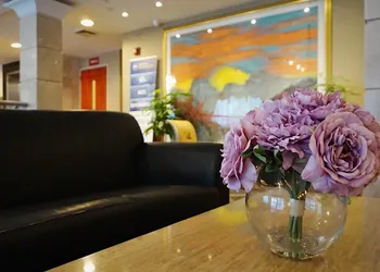 Best Western Queens Court Hotel hotel thumbnail 6