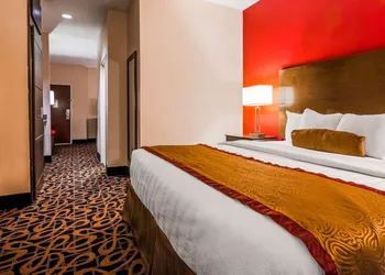 Best Western Plus Brandywine Inn & Suites hotel thumbnail 5