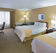 Hotel RL Cleveland Airport West hotel detail image 5