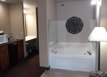 De Smet Super Deluxe Inn and Suites hotel thumbnail 4