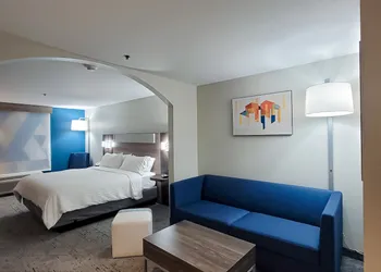 Holiday Inn Express Hotel & Suites Enid - Highway 412 by IHG hotel thumbnail 5