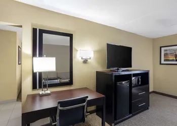 Best Western Harrisburg North Hotel hotel thumbnail 7