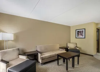 Best Western Harrisburg North Hotel hotel thumbnail 8