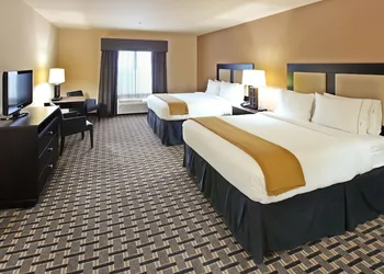 Holiday Inn Express & Suites Paris, Texas by IHG hotel thumbnail 3