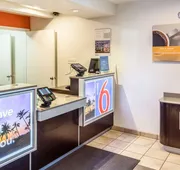 Motel 6 Bakersfield, CA - East hotel detail image 4