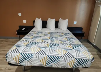Studio 6 Suites Cameron Park, CA – Folsom hotel thumbnail 3