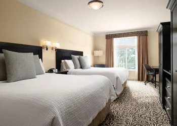 West Inn & Suites hotel thumbnail 5