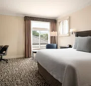West Inn & Suites hotel detail image 7