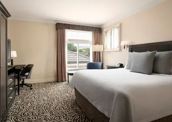 West Inn & Suites hotel thumbnail 7