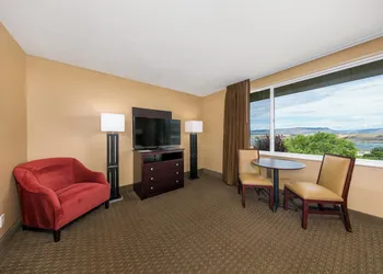 Celilo Inn hotel thumbnail 7