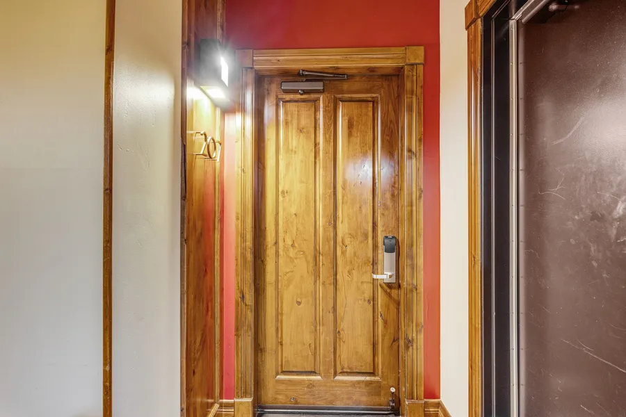 White Buffalo Club hotel detail image 6