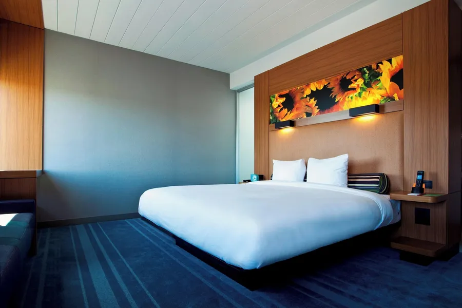 Aloft BWI Baltimore Washington International Airport hotel detail image 6