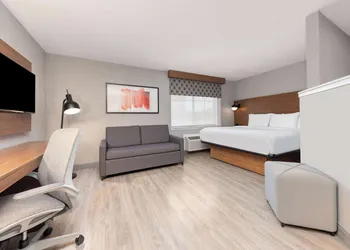 Hawthorn Extended Stay by Wyndham Bedford / Dallas hotel thumbnail 7