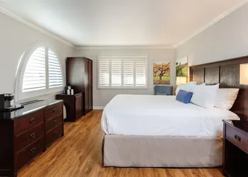 Dry Creek Inn MOD Collection by Sonesta hotel thumbnail 8