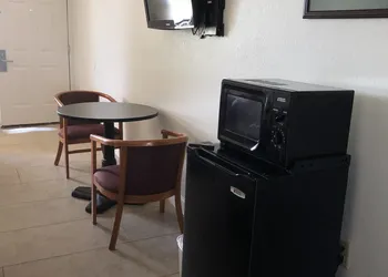 Clairmont Inn hotel thumbnail 3