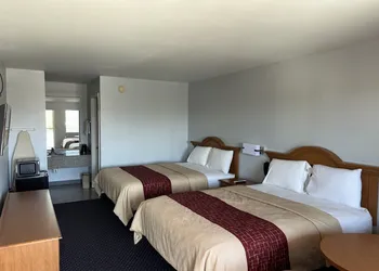 Clairmont Inn hotel thumbnail 7