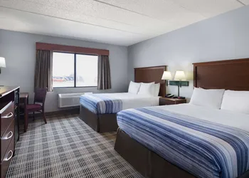 AmericInn by Wyndham Stuart hotel thumbnail 6