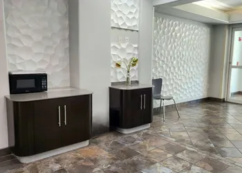 Baymont by Wyndham San Antonio Airport hotel thumbnail 3