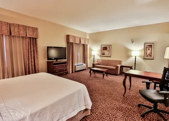 Hampton Inn & Suites Oklahoma City - South hotel thumbnail 5