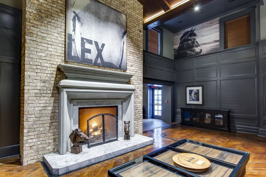 The Campbell House Lexington, Curio Collection by Hilton hotel detail image 2