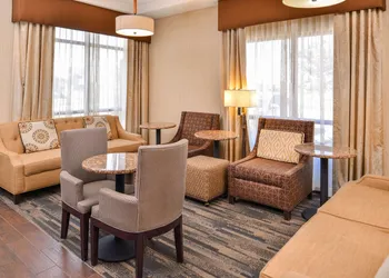 Hampton Inn York hotel thumbnail 4