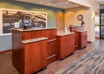 Hampton Inn York hotel thumbnail 6