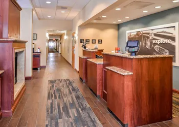 Hampton Inn York hotel thumbnail 8