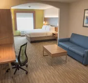 Holiday Inn Express & Suites Elkhart by IHG hotel detail image 4
