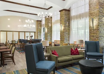 Hampton Inn by Hilton Columbus South Fort Benning hotel thumbnail 2
