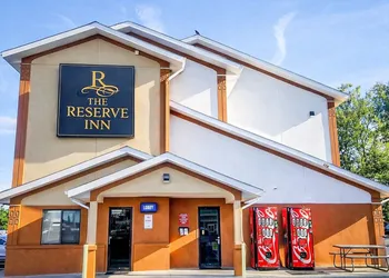 The Reserve Inn hotel thumbnail 7