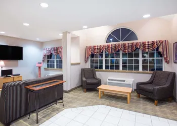 Microtel Inn & Suites by Wyndham Plattsburgh hotel thumbnail 2