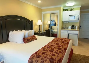 Inn at Spanish Head hotel thumbnail 6