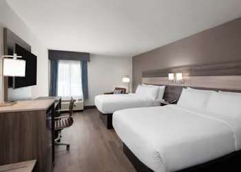 Garner Hotel August West by IHG hotel thumbnail 5